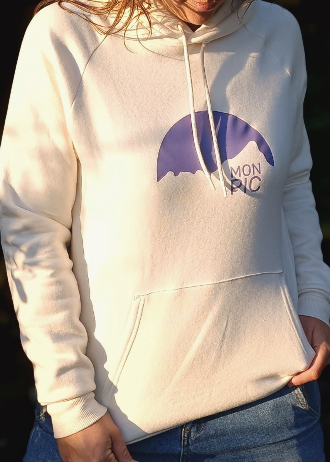 hoodie femme ecru monpic saintloup France